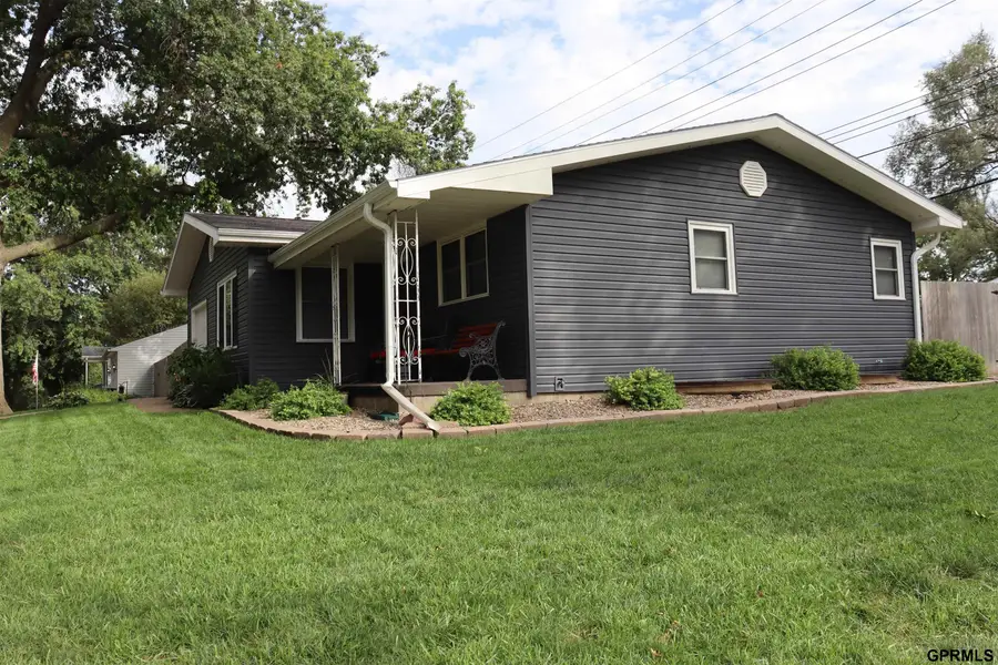1719 6th Avenue, Nebraska City, NE 68410 - #2