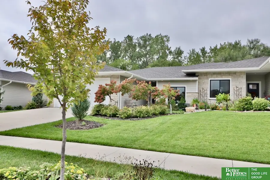 2569 Big Timber Road, Lincoln, NE 68520 - #2
