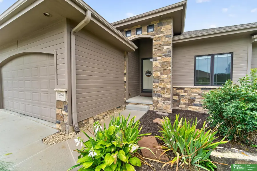 12068 S 79th Street, Papillion, NE 68046 - #3
