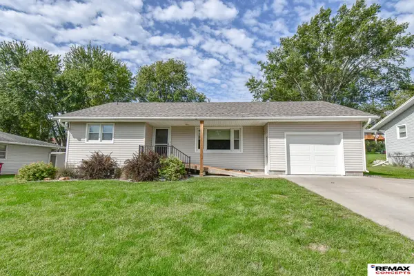 1277 Cherl Drive, Syracuse, NE 68446