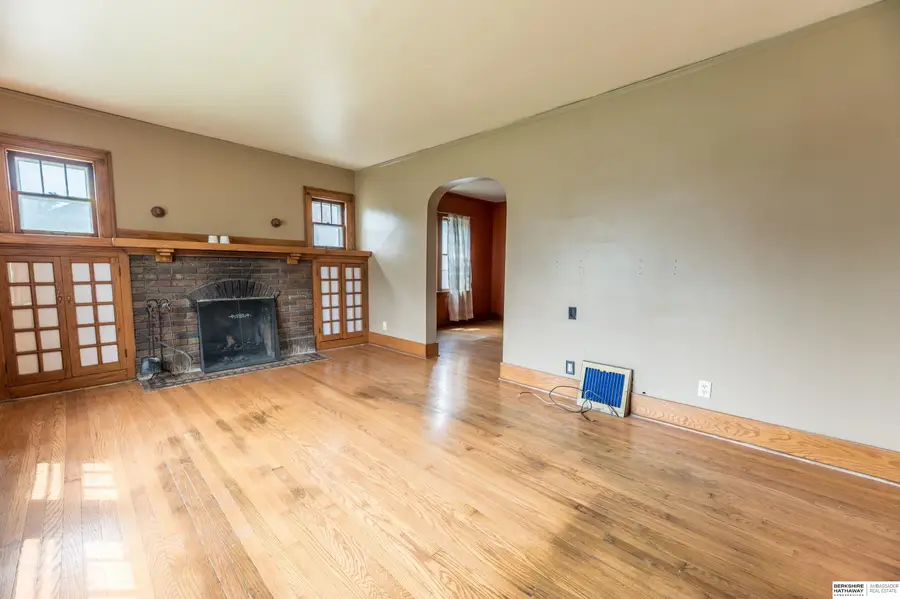 5628 Pierce Street, Omaha, NE 68106 - #3