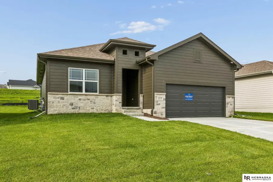 16105 Isabella Street, Bennington, NE 68007 - #2