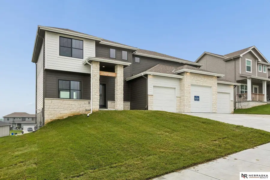 11101 N 161 Street, Bennington, NE 68007 - #2