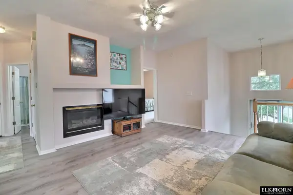 5113 N 145th Street, Omaha, NE 68116