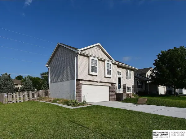 7232 S 179th Street, Omaha, NE 68136