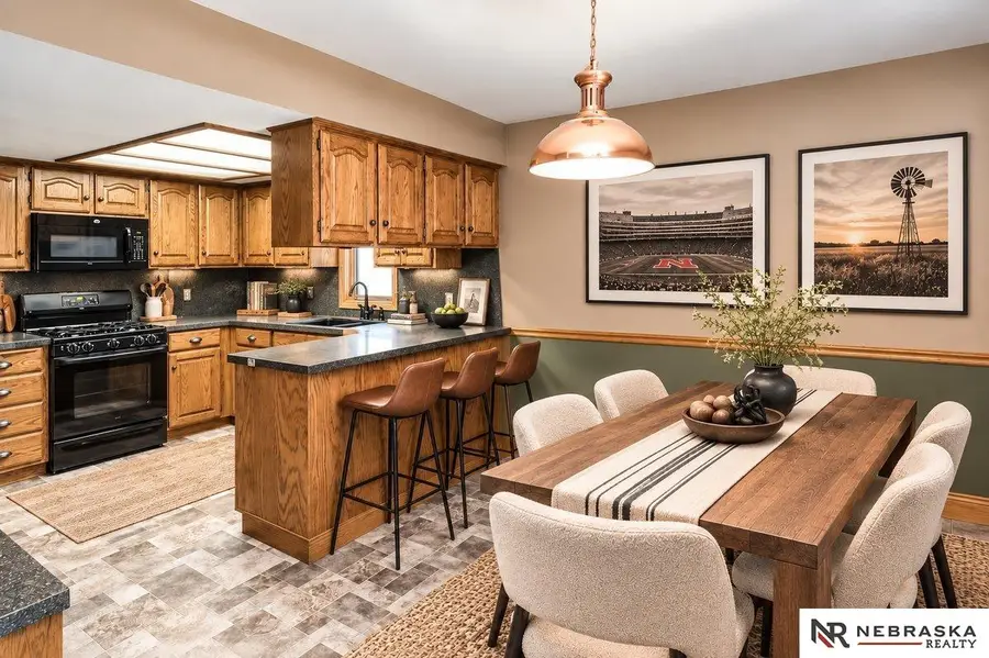205 N 159 Circle, Omaha, NE 68118 - #2