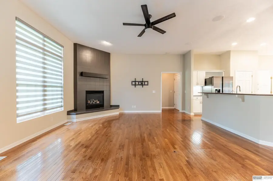 1521 S 190th Plaza, Omaha, NE 68130 - #2