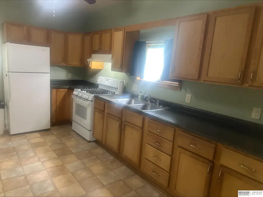 800 Sumner Street, Lincoln, NE 68502 - #3