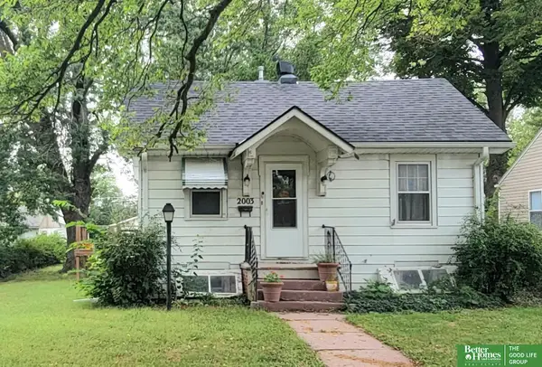2003 N Grant Avenue, York, NE 68467