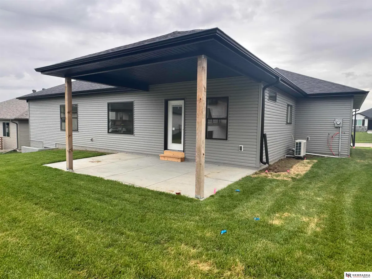 535 N 108th Street, Lincoln, NE 68527 - #1