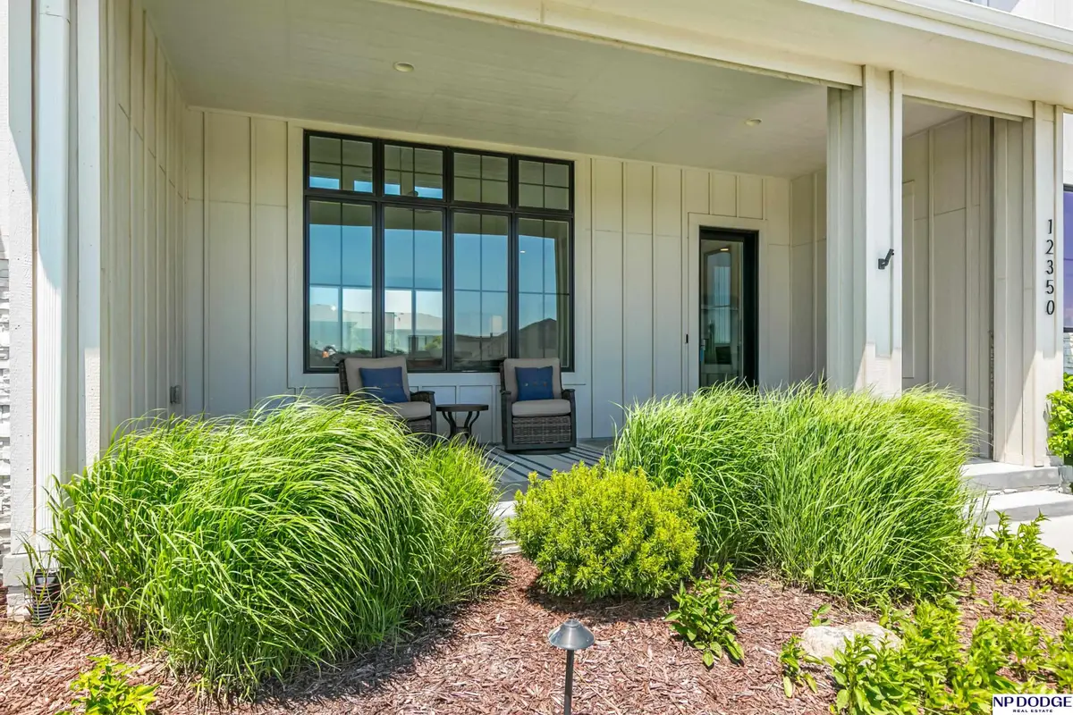 12350 Edward Street, Papillion, NE 68046 - #1