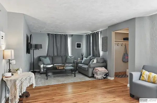 2311 N 71st Street, Omaha, NE 68104