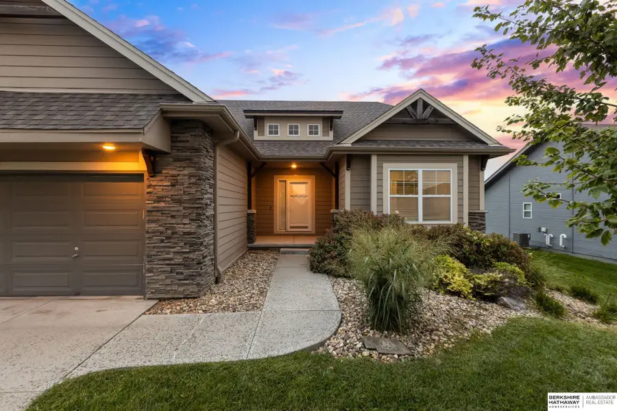 11005 S 186th Avenue, Omaha, NE 68136 - #2