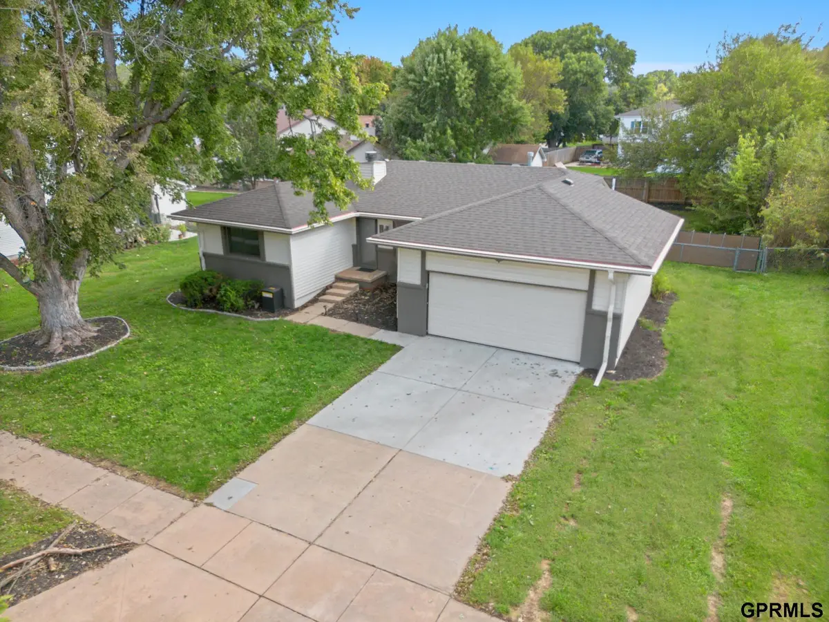 2827 Jane Lane, Lincoln, NE 68516 - #1