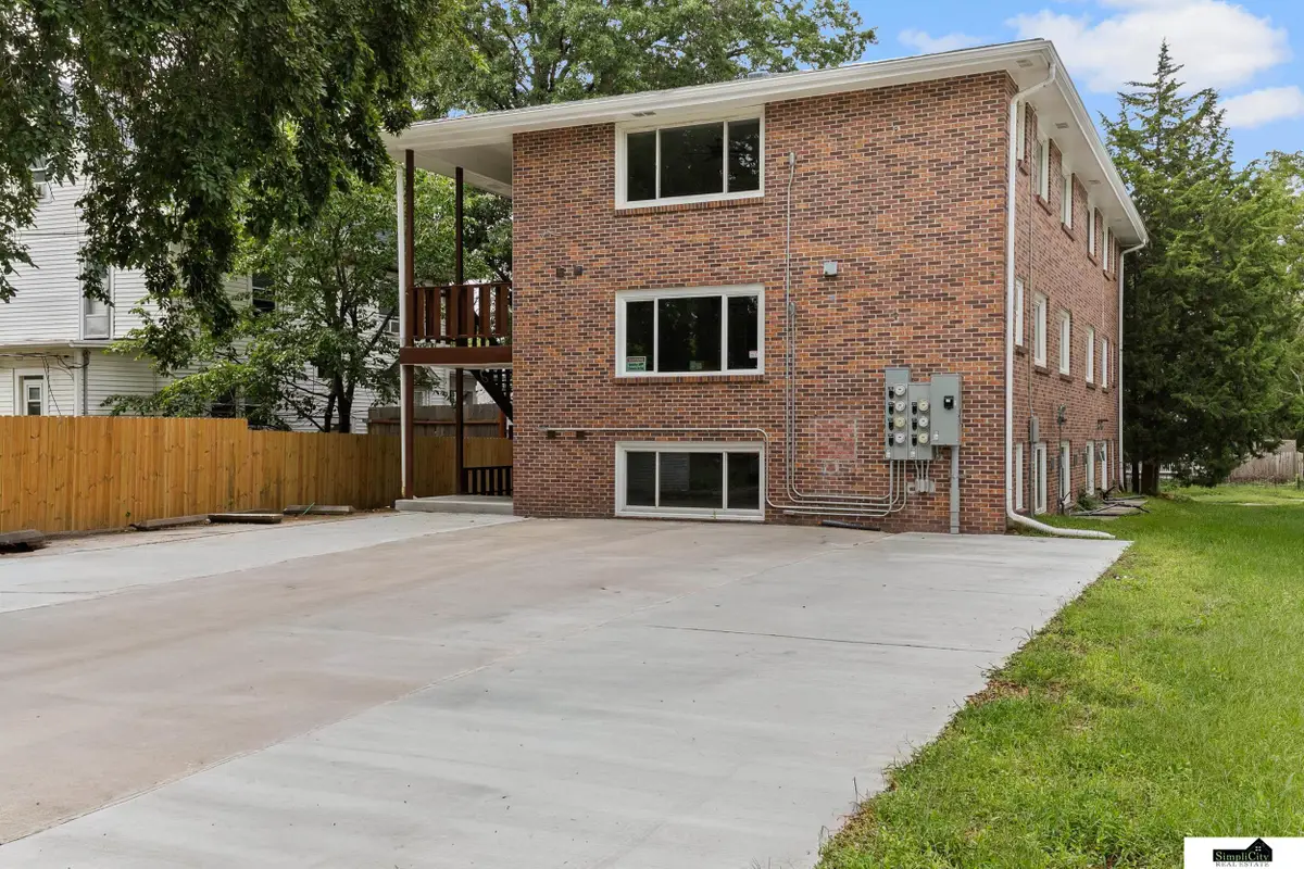 520 S 27 Street, Lincoln, NE 68510 - #1