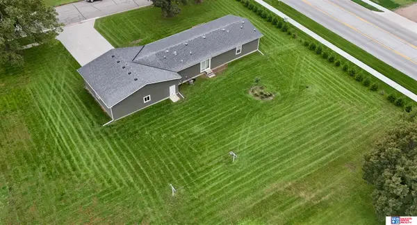 105 10th Street, Stromsburg, NE 68666