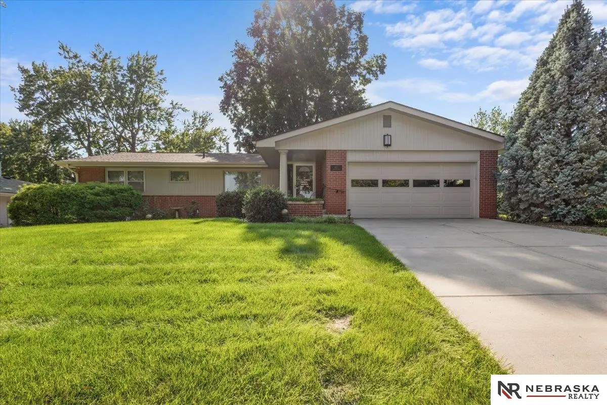 431 Lakewood Drive, Lincoln, NE 68510 - #1