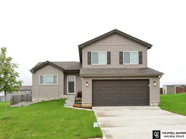 14822 S 17th Street, Bellevue, NE 68123