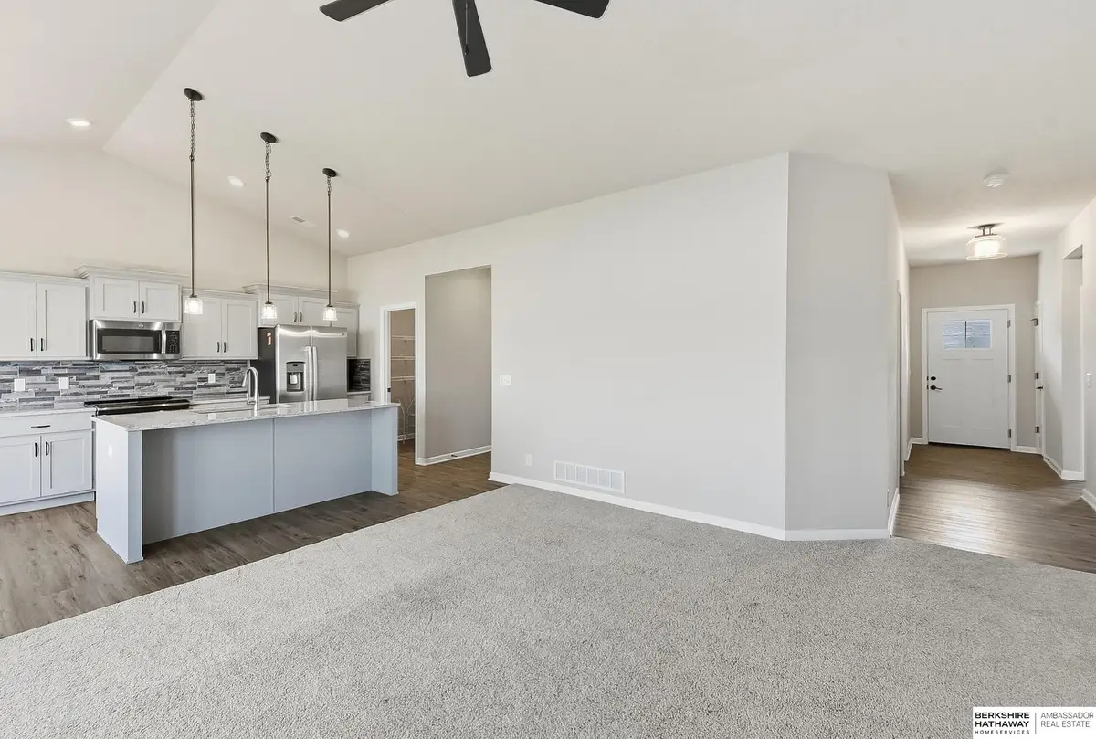 16906 Mary Street, Omaha, NE 68116 - #1