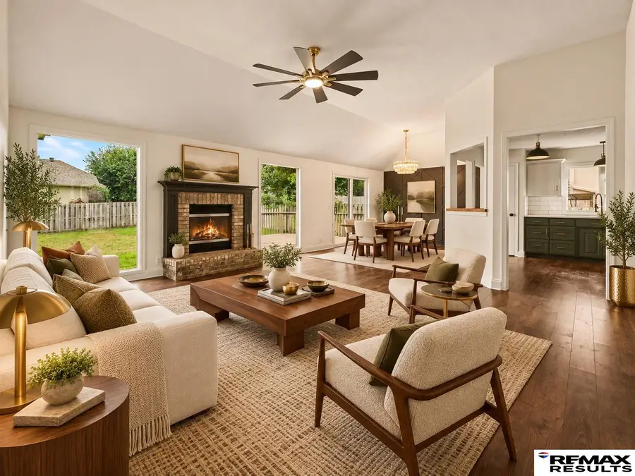 705 Eagle View Drive, Papillion, NE 68133 - #2