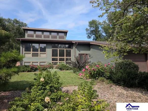 655 E 8th Street, York, NE 68467