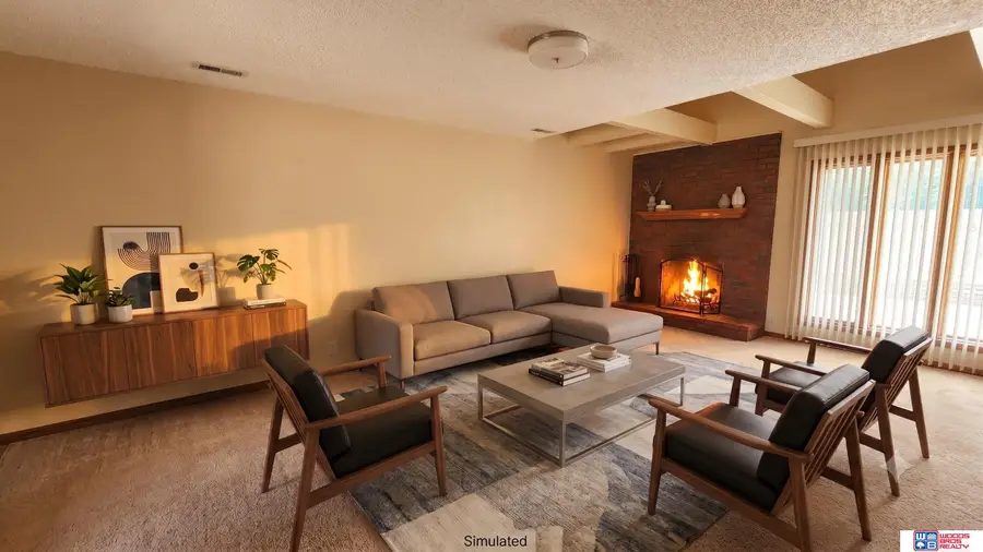 5907 Oakridge Drive, Lincoln, NE 68516 - #2