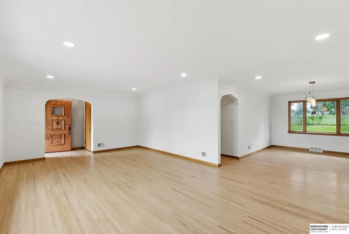 320 N 93rd Street, Omaha, NE 68114 - #1