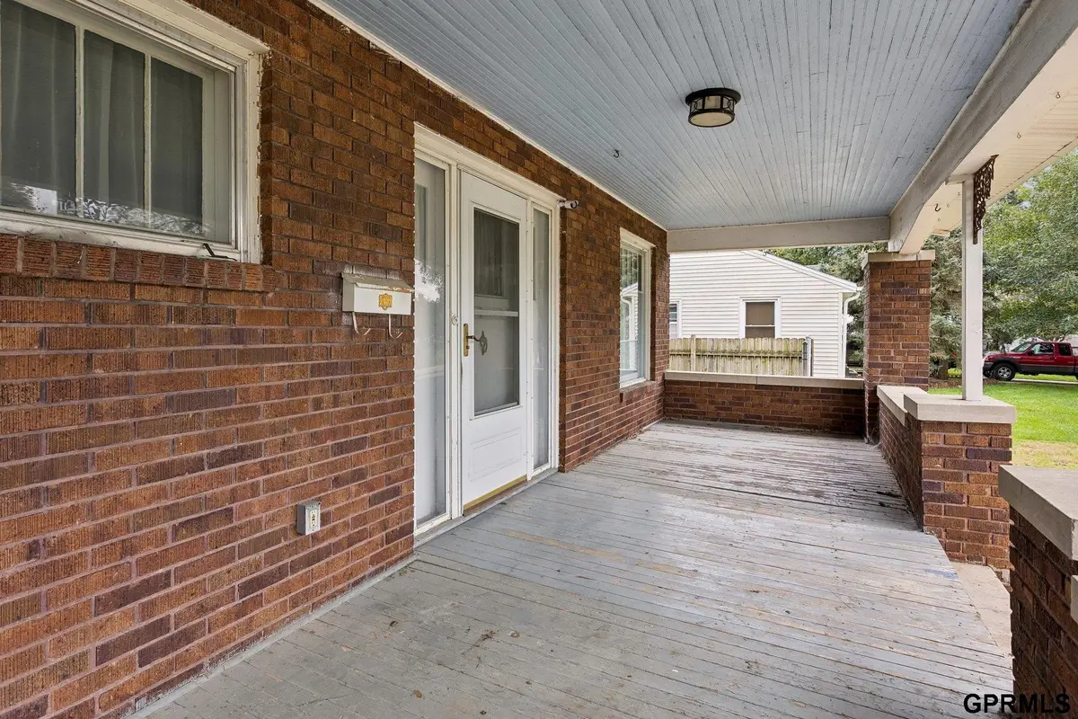 7519 N 28th Avenue, Omaha, NE 68112 - #1
