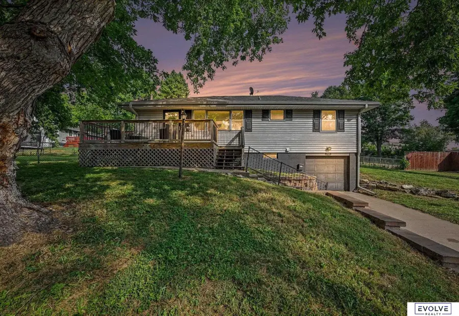 727 N Beadle Street, Papillion, NE 68046 - #2
