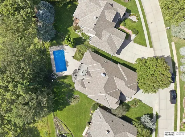 1364 S 181 Plaza, Omaha, NE 68130