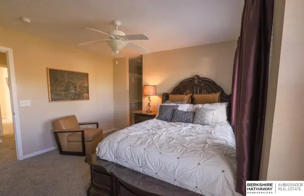 2010 N 24th Street, Omaha, NE 68110