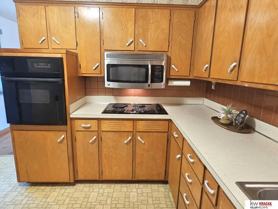 315 E 5th Street, Crete, NE 68333 - #3