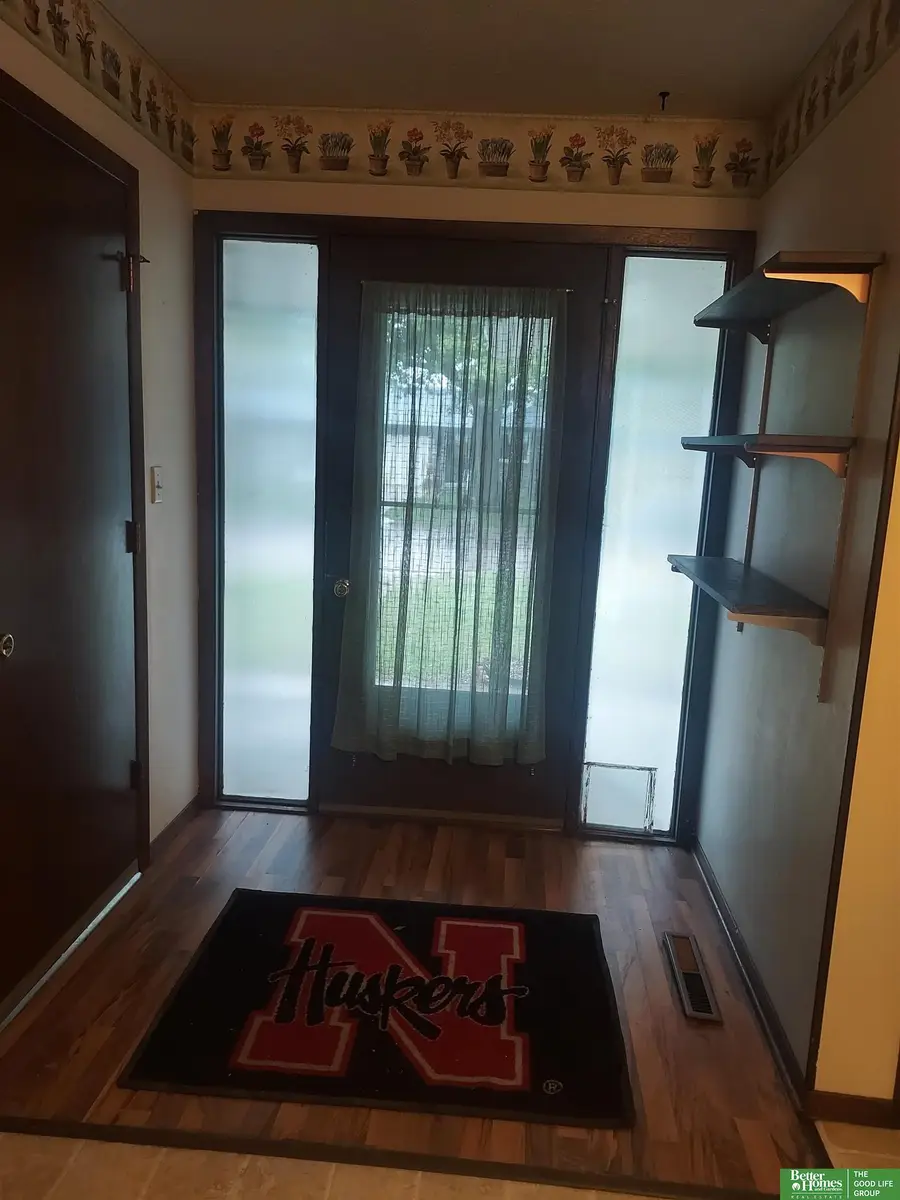 1423 N Ohio Avenue, York, NE 68467 - #3