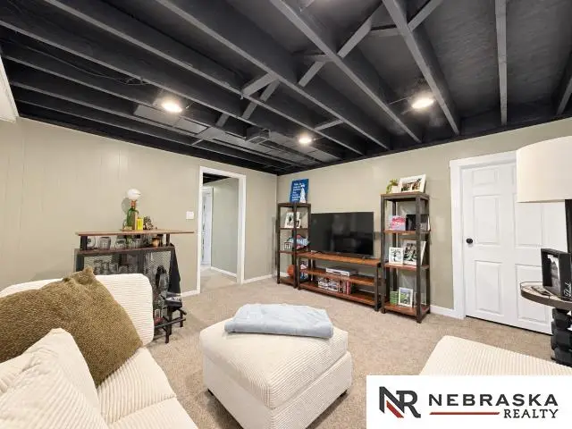 1502 N 61st Street, Omaha, NE 68104 - #3