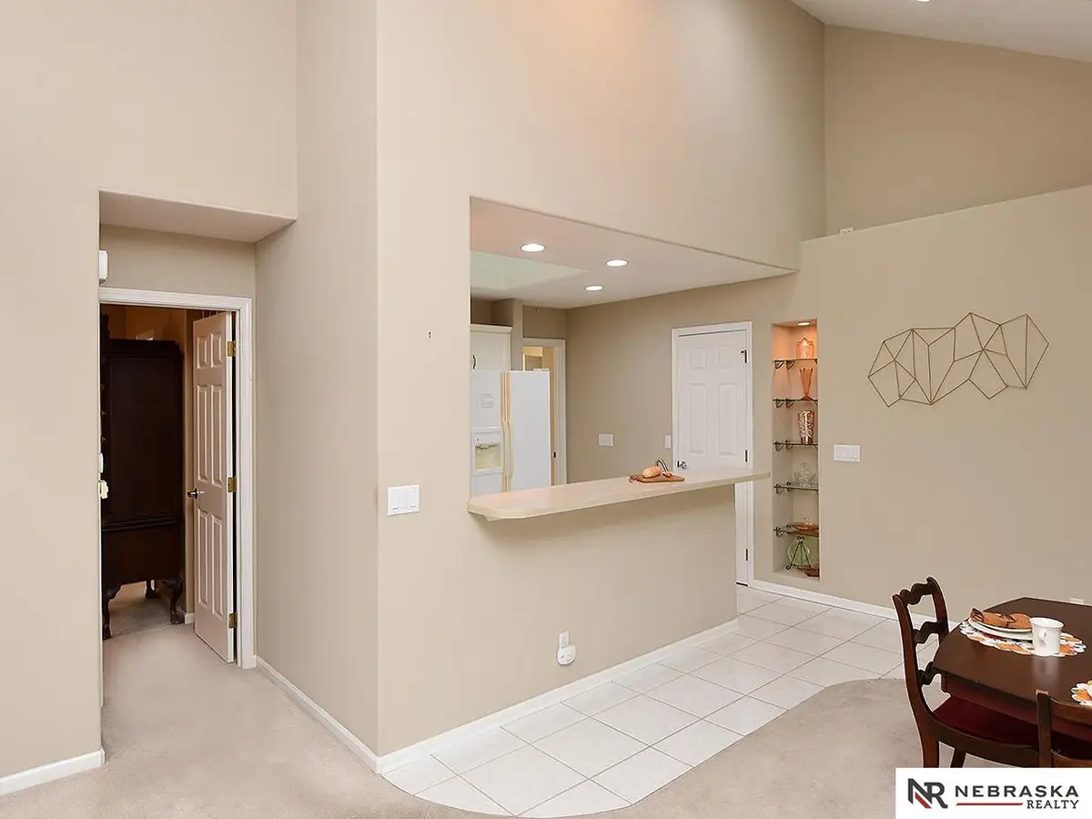 701 Manor Plaza, Papillion, NE 68046 - #1