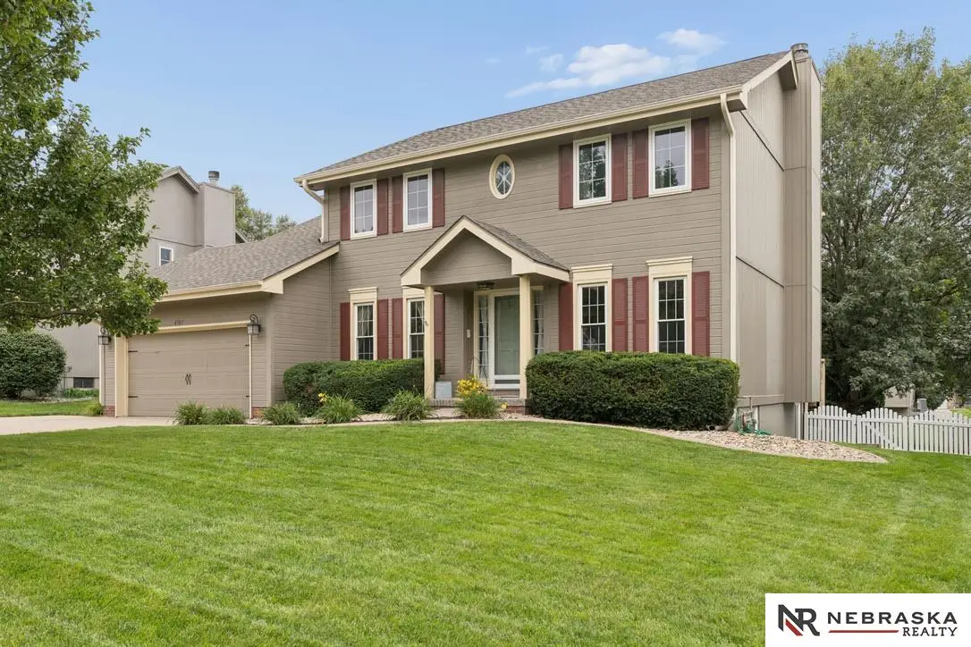 2107 Liberty Lane, Papillion, NE 68133 - #1