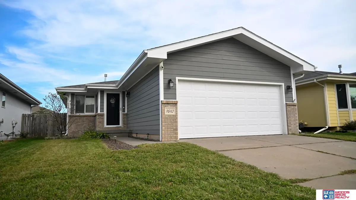 1610 SW Jordan Street, Lincoln, NE 68522 - #1