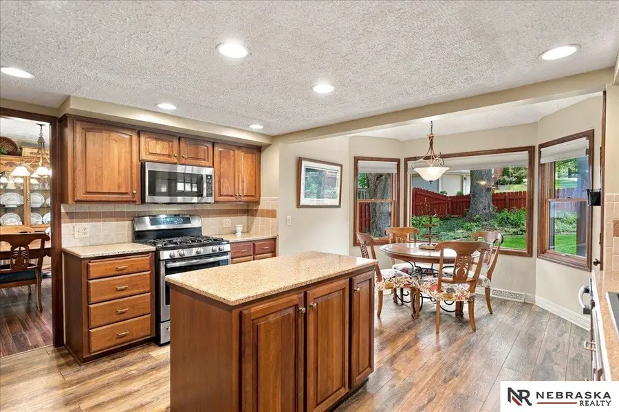 3005 Leawood Drive, Bellevue, NE 68123 - #2