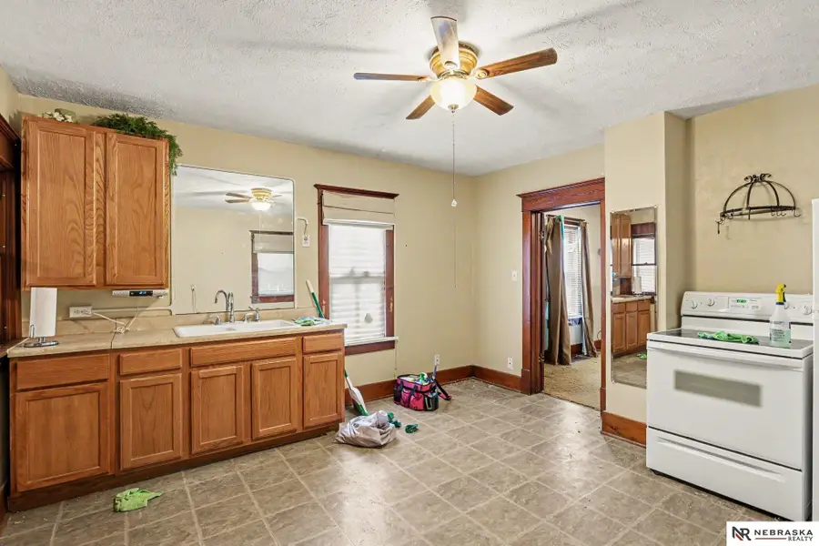 332 E Street, Lincoln, NE 68508 - #3