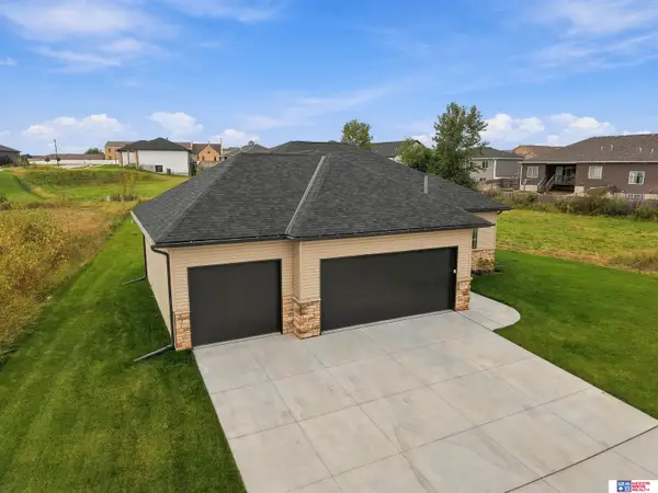 9229 S 80th Street, Lincoln, NE 68516
