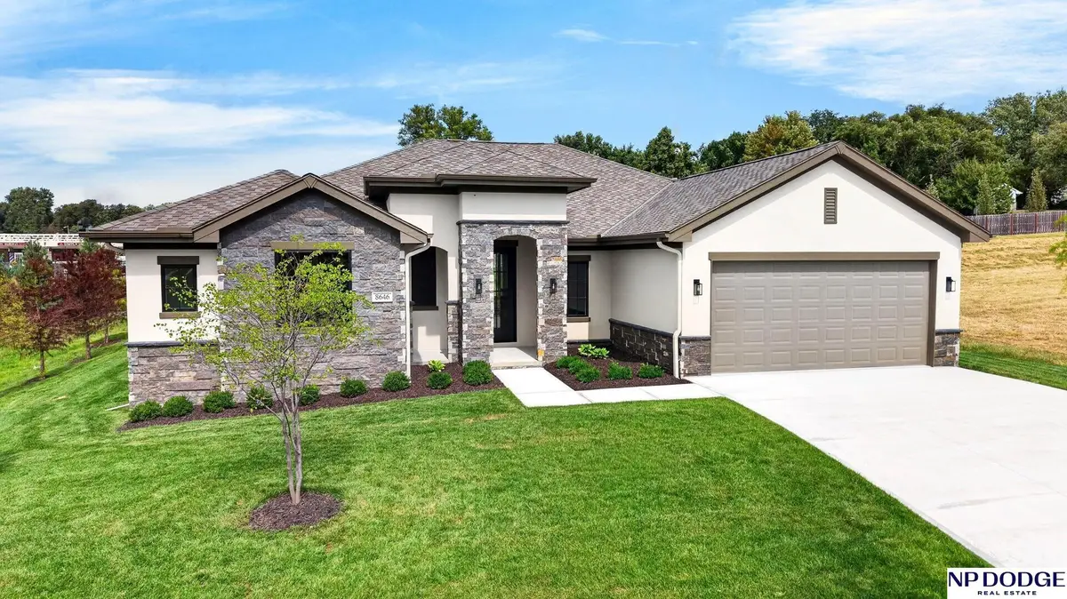 8646 Loveland Estates Court, Omaha, NE 68124 - #1