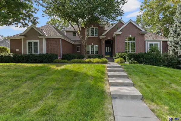 6715 Old Dominion Road, Lincoln, NE 68516