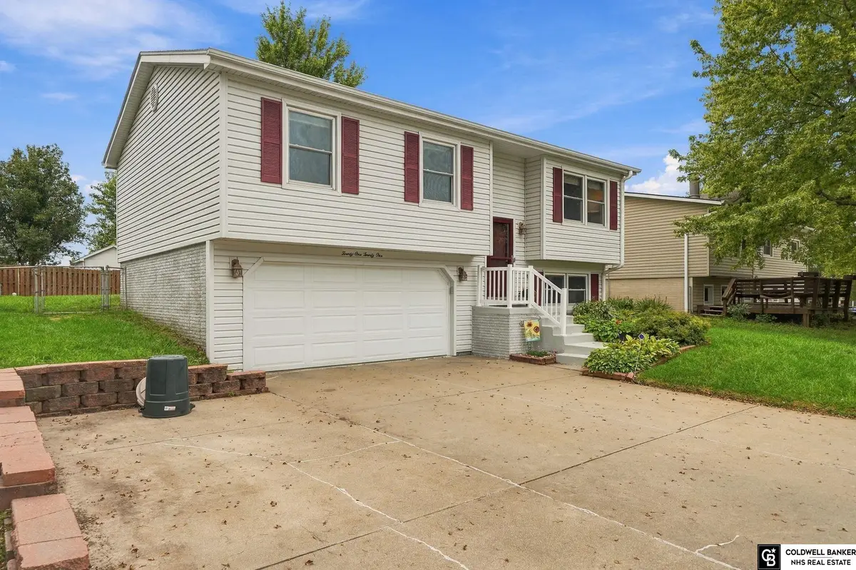 2121 W Sandpiper Lane, Lincoln, NE 68528 - #1