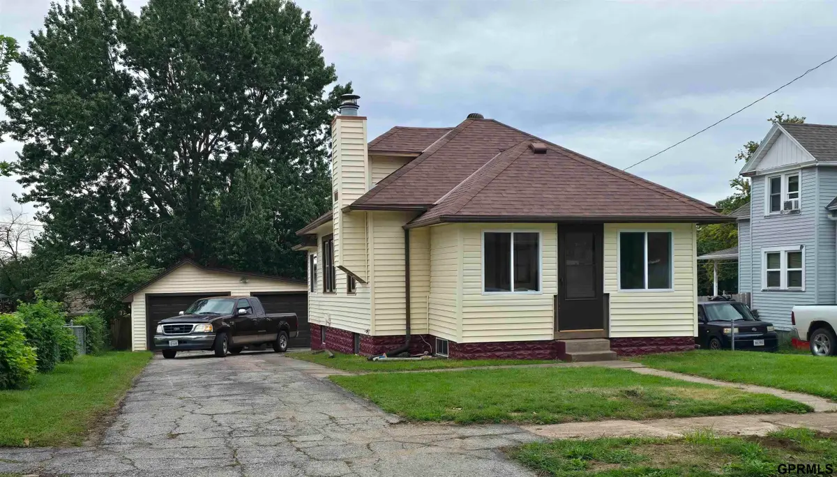 3933 X Street, Omaha, NE 68107 - #1