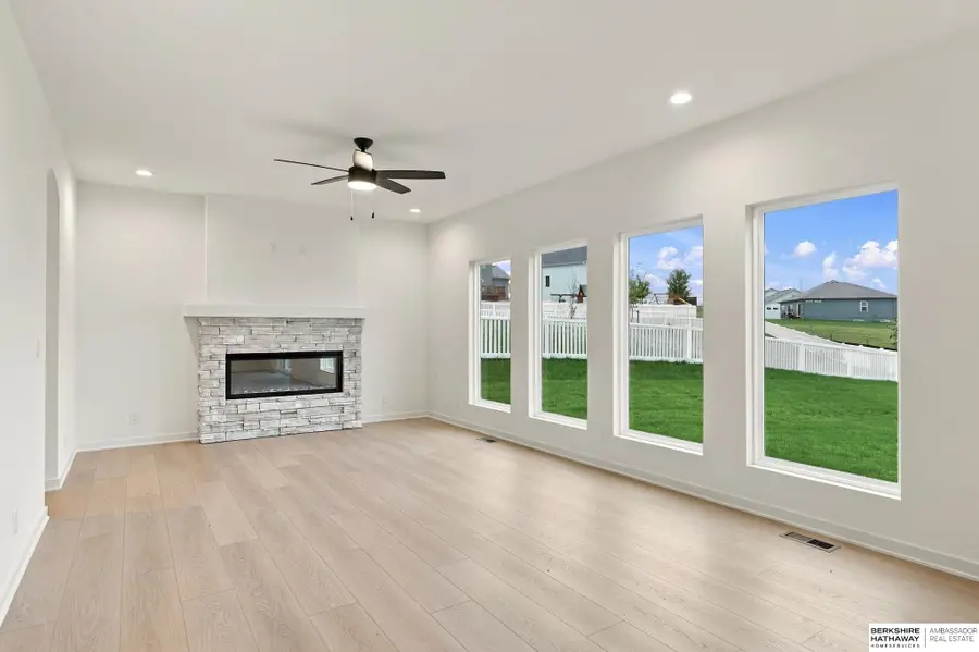 10906 Superior Drive, Papillion, NE 68046 - #3