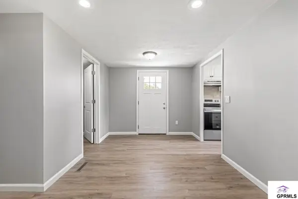 1062 County Road T Road, Fremont, NE 68025