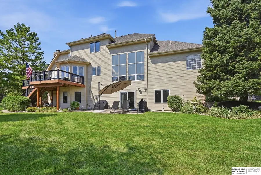 4803 Lakeside Circle, Papillion, NE 68133 - #3