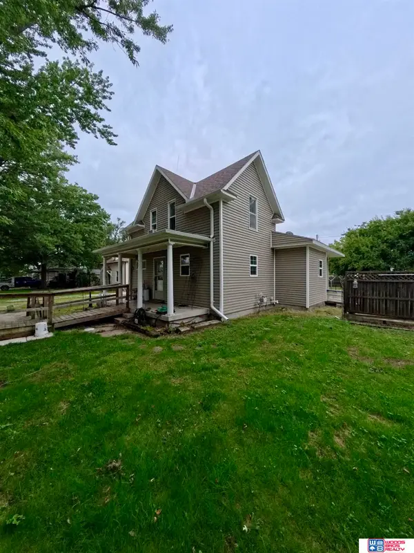 211 E 8th Street, Stromsburg, NE 68666