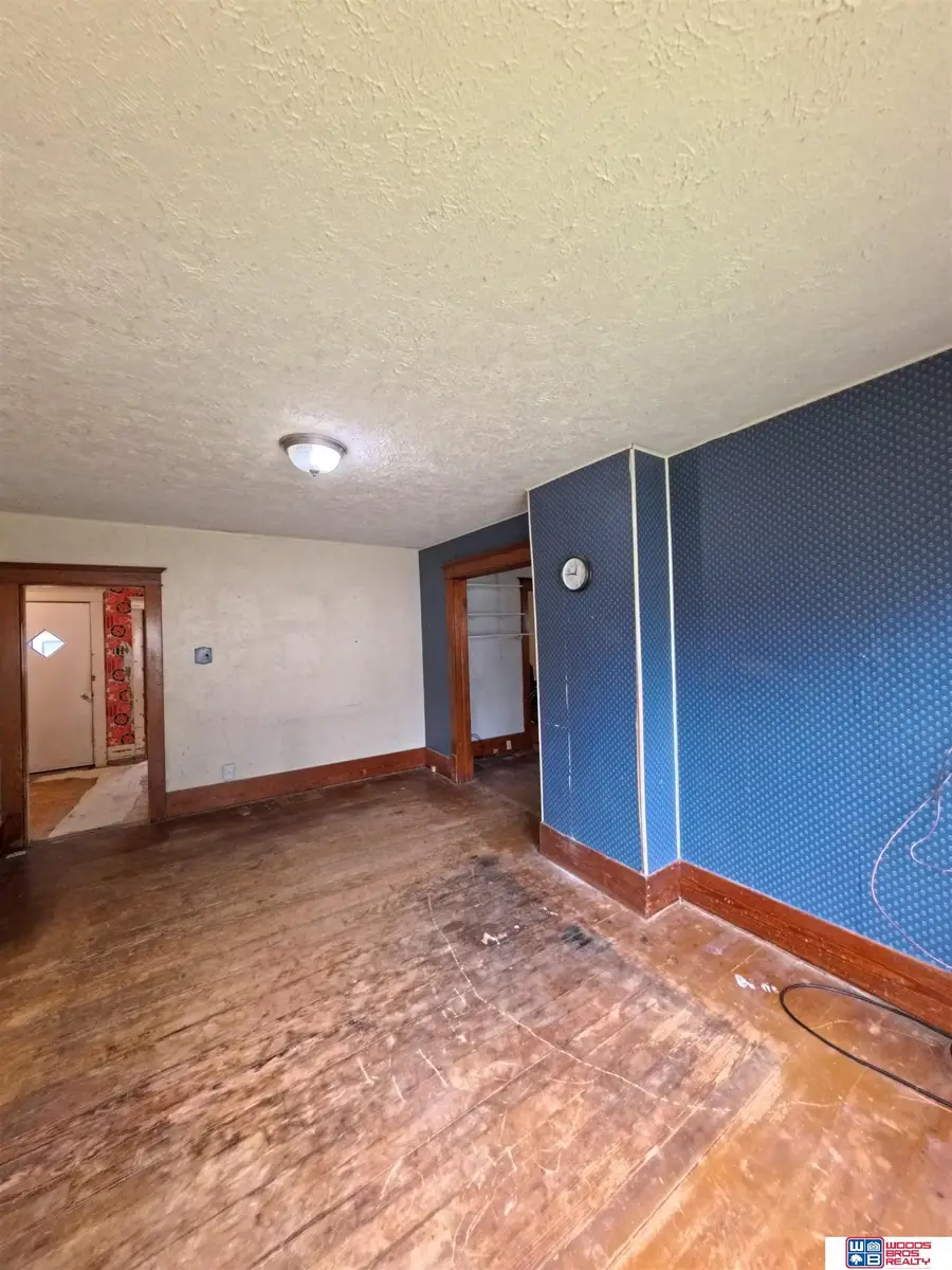 211 E 8th Street, Stromsburg, NE 68666 - #3