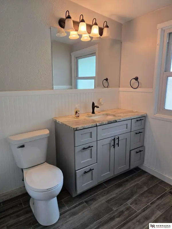 5025 Colfax Avenue, Lincoln, NE 68504